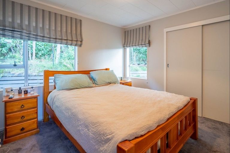 Photo of property in 5b Sea Vista Drive, Pukerua Bay, 5026
