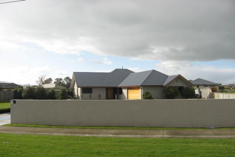 Photo of property in 232 Belvedere Road, Carterton, 5713