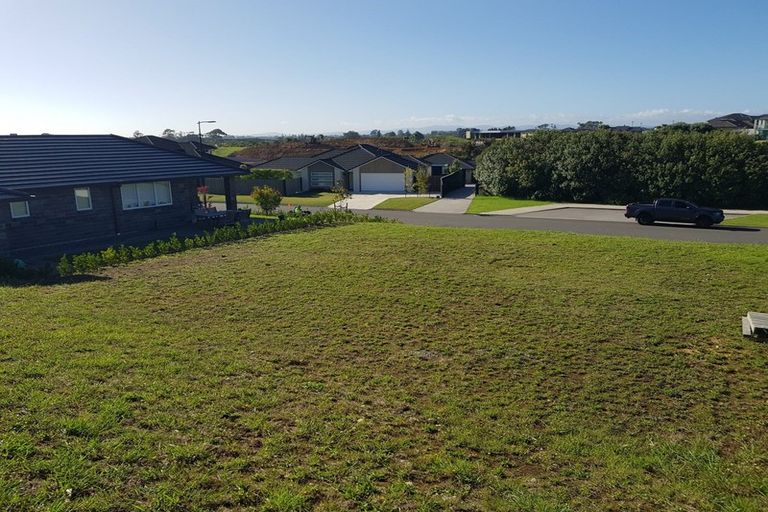 Photo of property in 41 Lakeside Terrace, Omokoroa, 3114