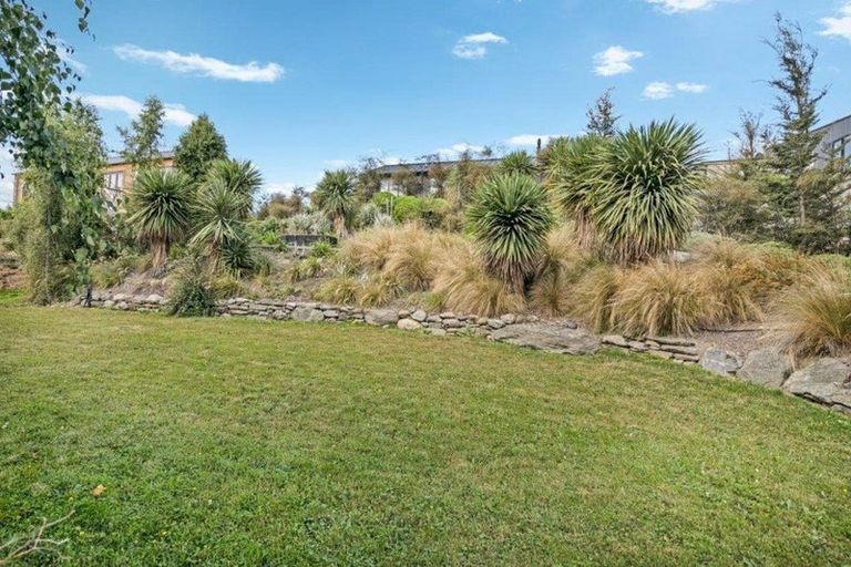 Photo of property in 14 Daniels Terrace, Wanaka, 9305