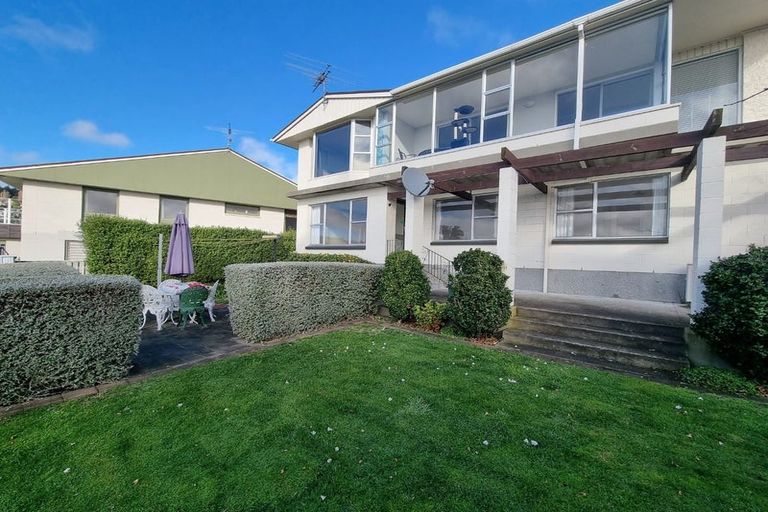 Photo of property in 1/7 Patchett Place, Cashmere, Christchurch, 8022