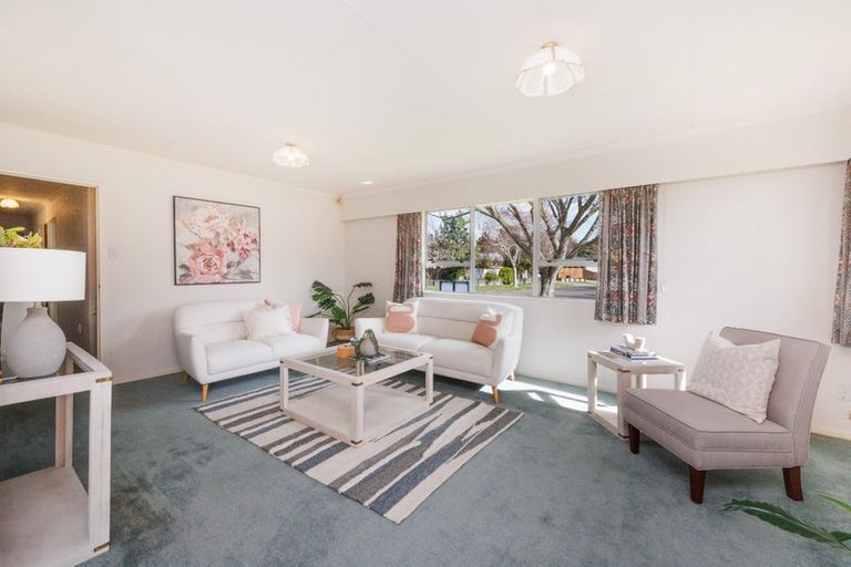 Photo of property in 27 Carter Crescent, Awapuni, Palmerston North, 4412