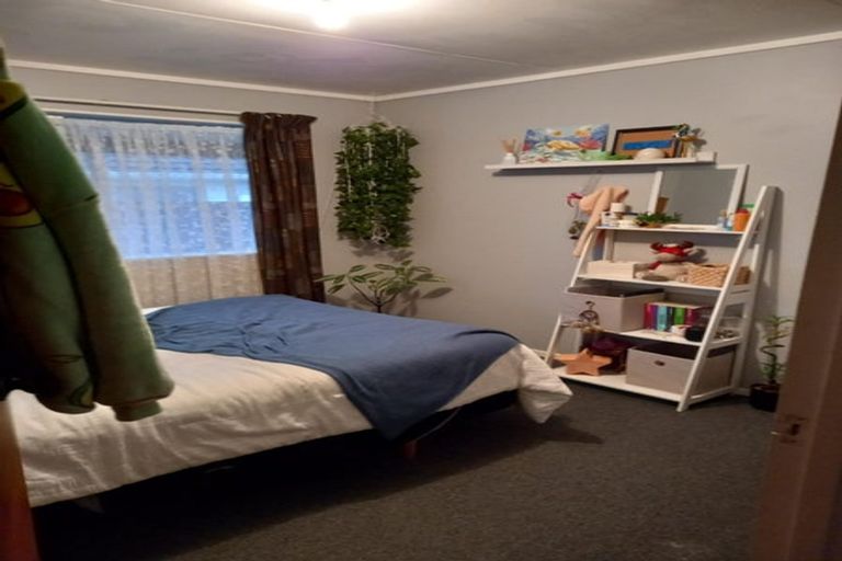 Photo of property in 10 Grange Place, Milson, Palmerston North, 4414