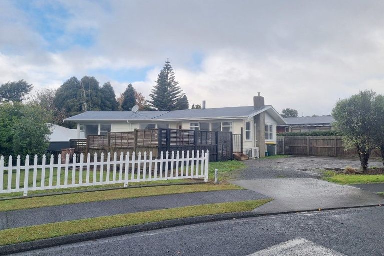 Photo of property in 10 Fuchsia Avenue, Pukete, Hamilton, 3200