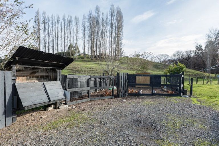 Photo of property in 112 High Street, Waipawa, 4210