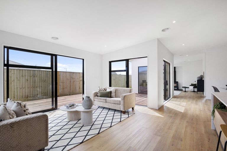 Photo of property in 10 Waterford Farm Road, Halswell, Christchurch, 8025