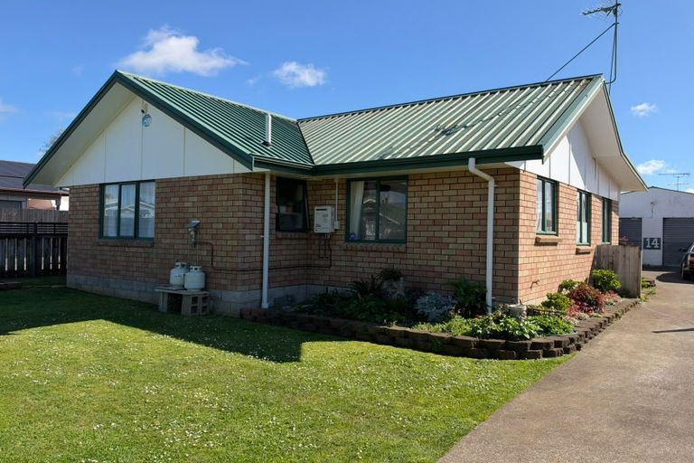 Photo of property in 14 Jellicoe Avenue, Tuakau, 2121