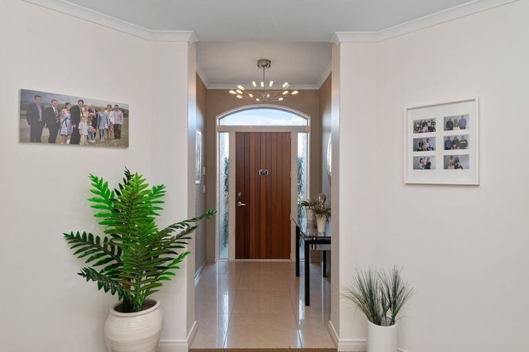 Photo of property in 10 Ruby Avenue, Northwood, Christchurch, 8051