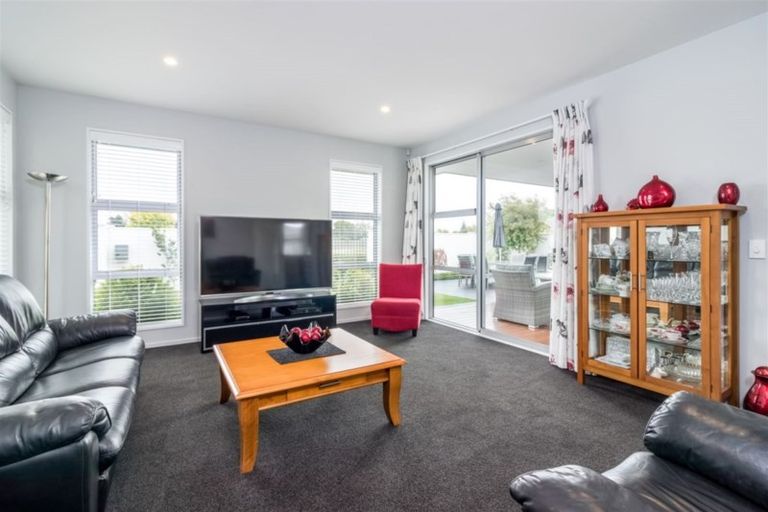 Photo of property in 7 Rostrevor Place, Mairehau, Christchurch, 8052