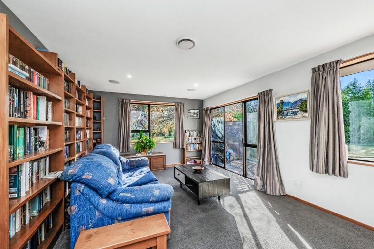 Photo of property in 12 Dawn Place, Kirwee, Darfield, 7571