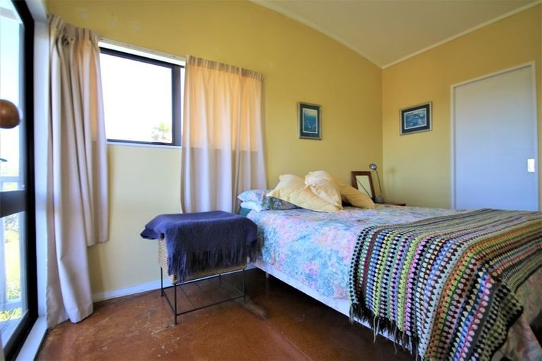 Photo of property in 23 Kon Tiki Road, Whiritoa, Whangamata, 3691