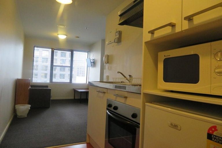 Photo of property in Orange Apartments/victoria Centr, 701/169 The Terrace, Wellington Central, Wellington, 6011