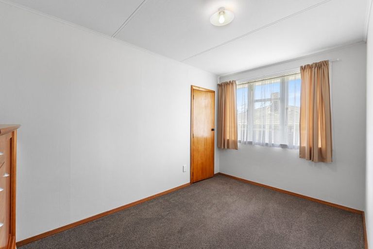 Photo of property in 49 Middlemore Crescent, Papatoetoe, Auckland, 2025