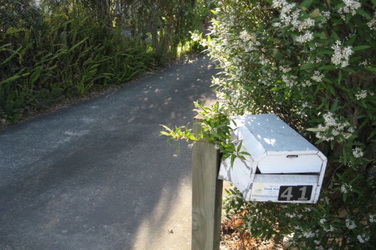 Photo of property in 41 Amohia Street, Paraparaumu, 5032