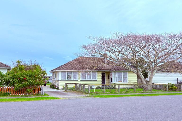 Photo of property in 4 Outram Street, Wairoa, 4108