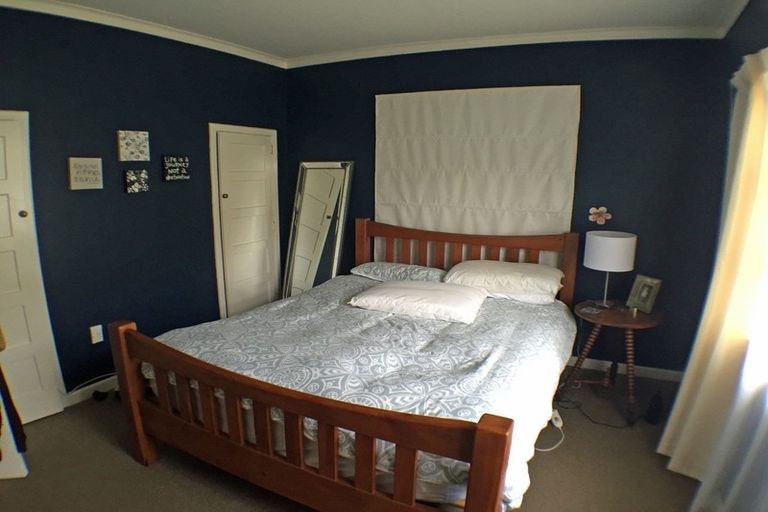 Photo of property in 6 Manuka Street, Hokowhitu, Palmerston North, 4410