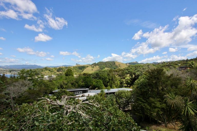 Photo of property in 6 Pohutukawa Grove, Whitianga, 3510