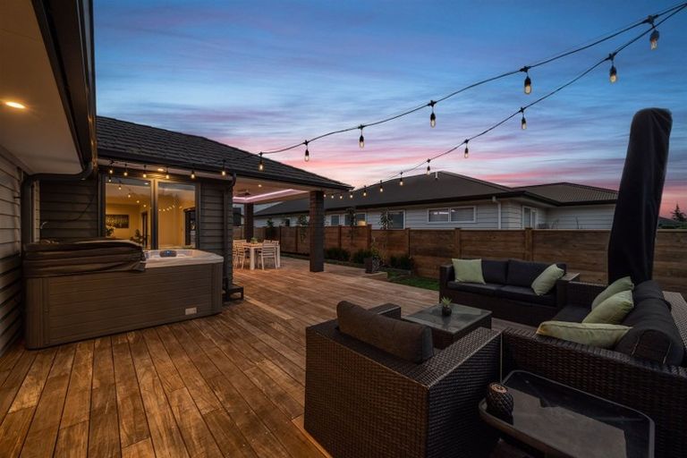 Photo of property in 198 Matua Road, Kumeu, 0810