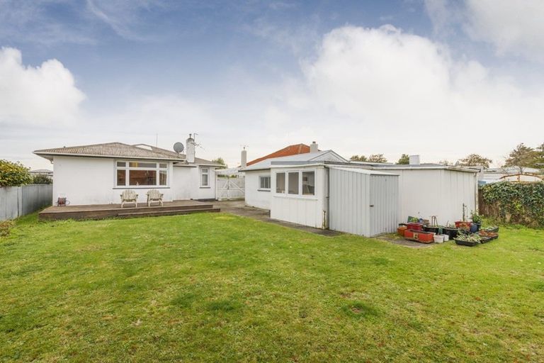 Photo of property in 7 Hobson Place, Takaro, Palmerston North, 4412