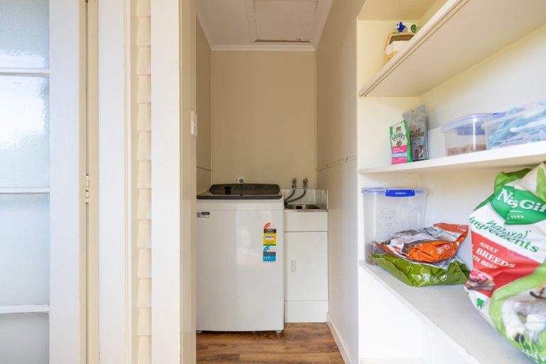 Photo of property in 136a Seaview Road, Westown, New Plymouth, 4310