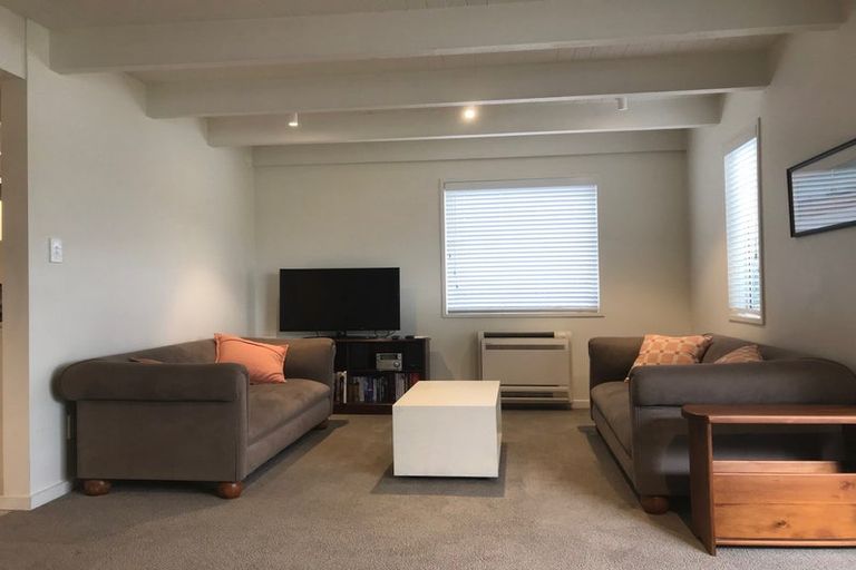 Photo of property in 1/122 Office Road, Merivale, Christchurch, 8014