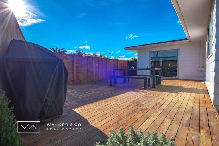 Photo of property in 10 Akron Grove, Totara Park, Upper Hutt, 5018