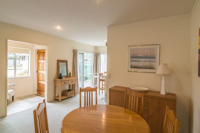 Photo of property in 38 Arawhata Road, Paraparaumu, 5032