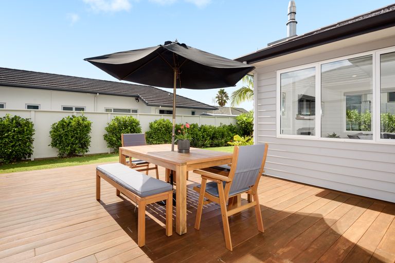 Photo of property in 45 Oceania Sands Way, Papamoa Beach, Papamoa, 3118