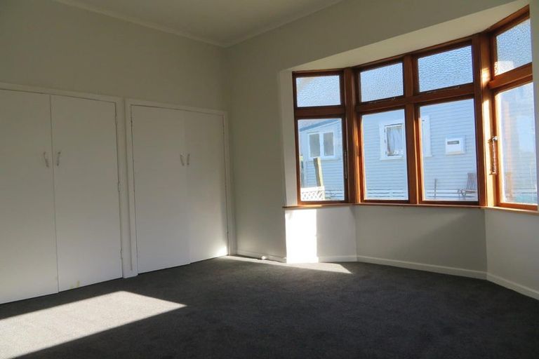 Photo of property in 33 Happy Valley Road, Owhiro Bay, Wellington, 6023