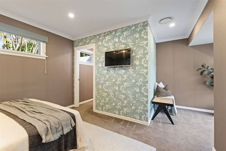 Photo of property in 36 Gregan Crescent, Burnside, Christchurch, 8053