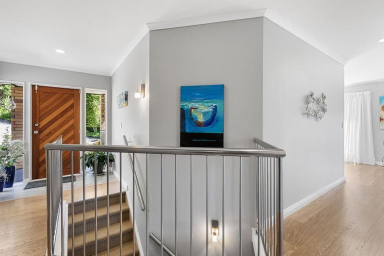 Photo of property in 2/13 Arran Road, Browns Bay, Auckland, 0630