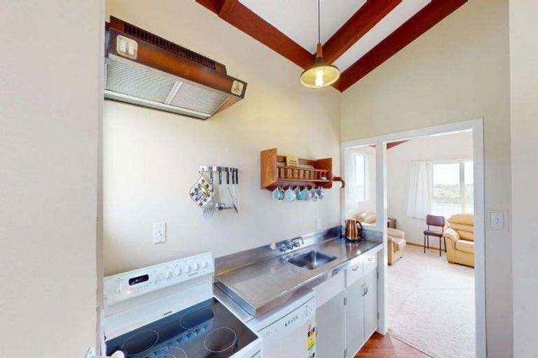 Photo of property in 121 Rua Avenue, Waitarere Beach, Levin, 5510