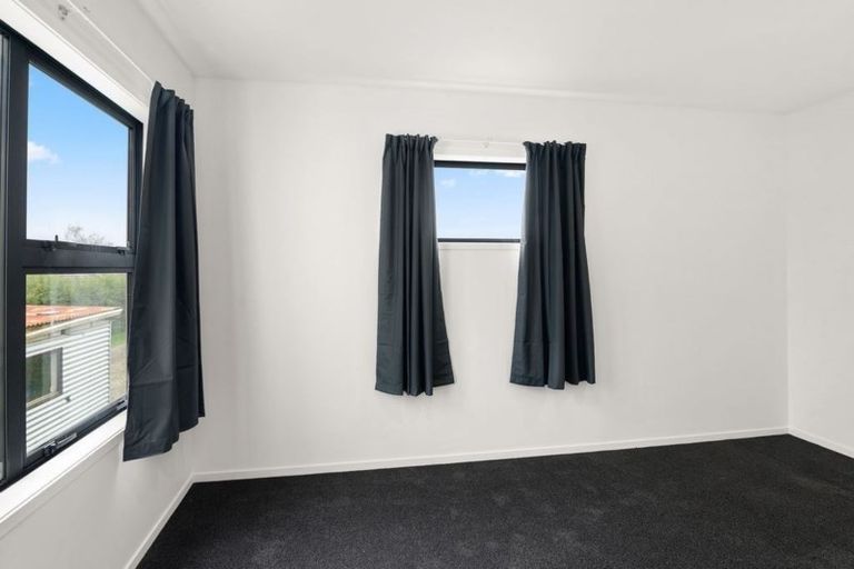 Photo of property in 5 Turner Drive, Western Heights, Rotorua, 3015