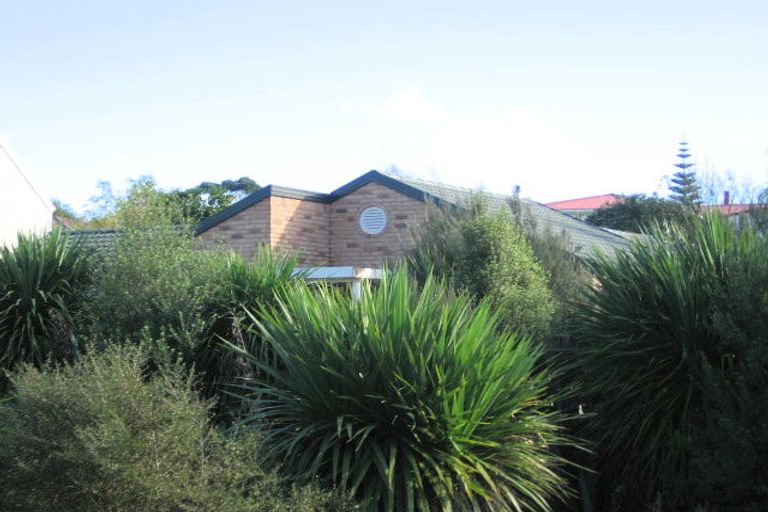 Photo of property in 39 Kona Crescent, Henderson, Auckland, 0610