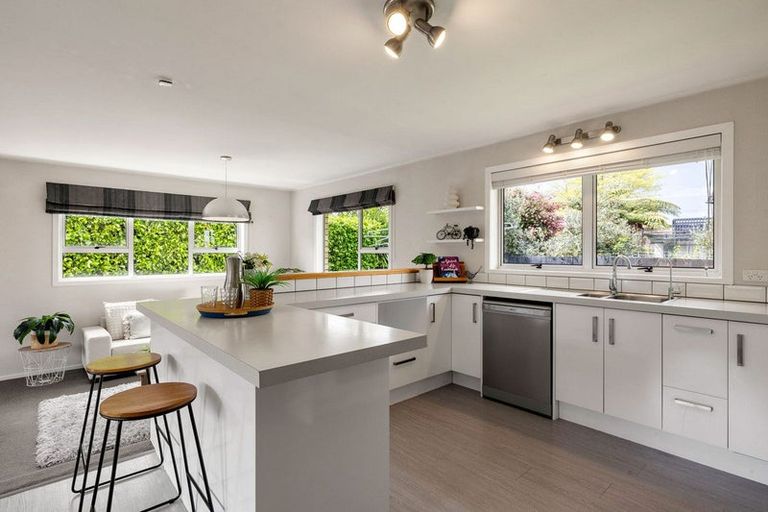 Photo of property in 17 Buckland Place, Cambridge, 3434