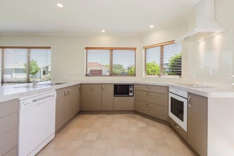 Photo of property in 22 Belgrove Place, Waipukurau, 4200