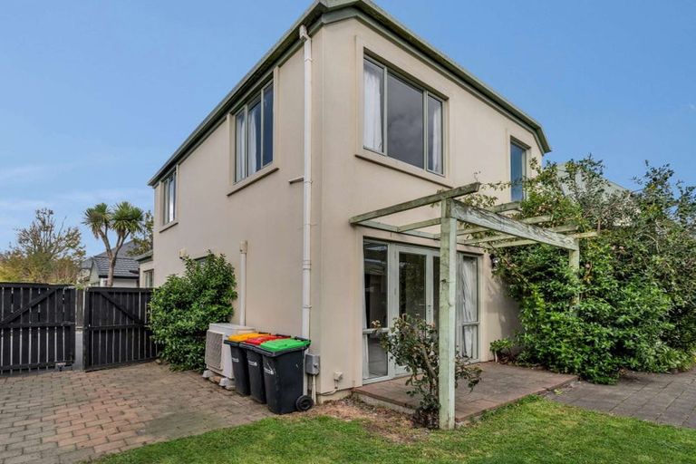 Photo of property in 1/61 Champion Street, Edgeware, Christchurch, 8013