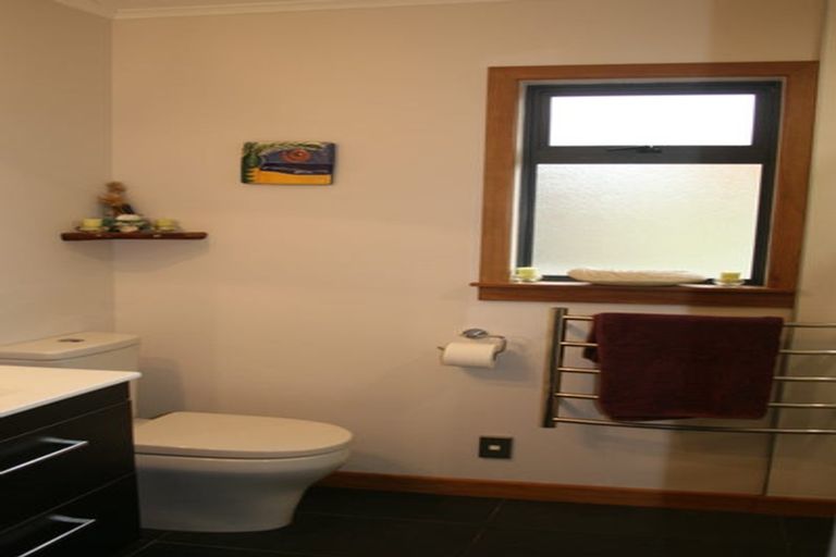 Photo of property in 36 Fitzroy Road, Fitzroy, New Plymouth, 4312