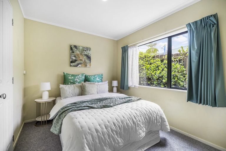 Photo of property in 32a Pine Road, Orewa, 0931