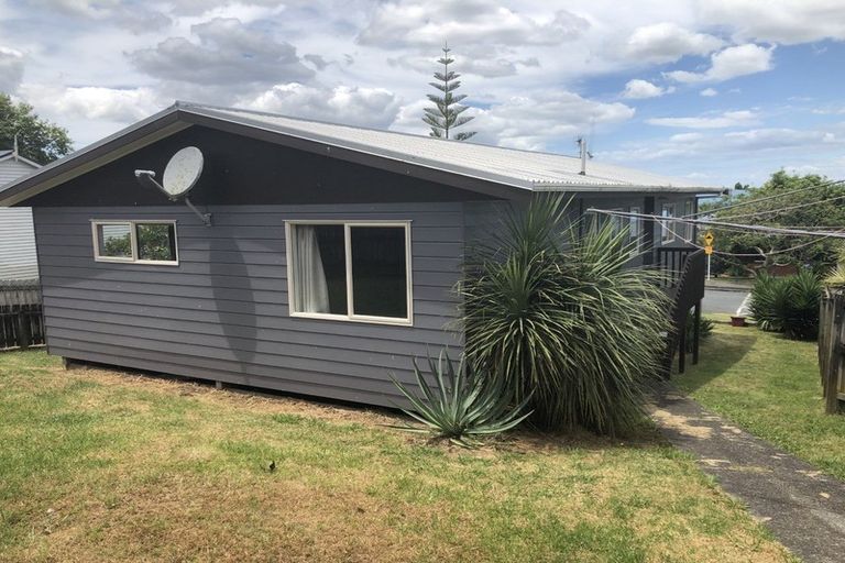 Photo of property in 16 Wilkinson Avenue, Te Kamo, Whangarei, 0112