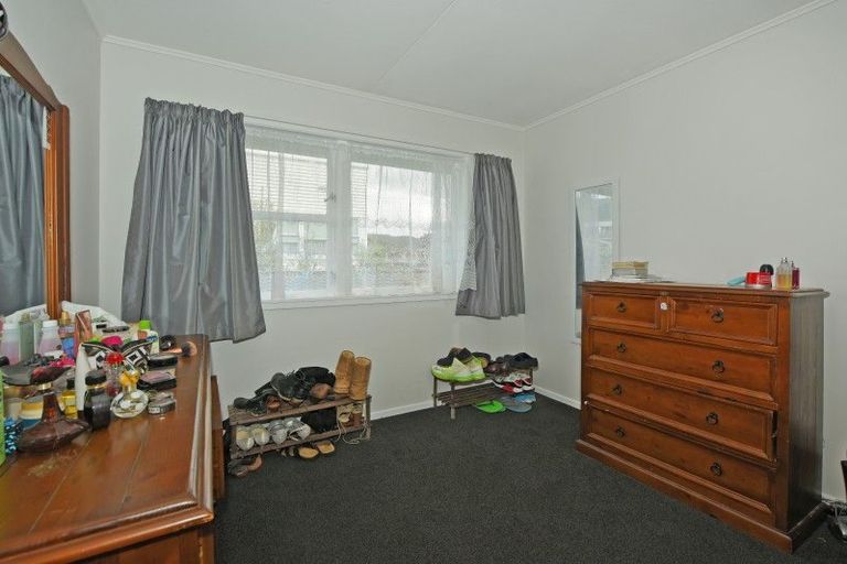 Photo of property in 12/11 Glen Alice Grove, Naenae, Lower Hutt, 5011