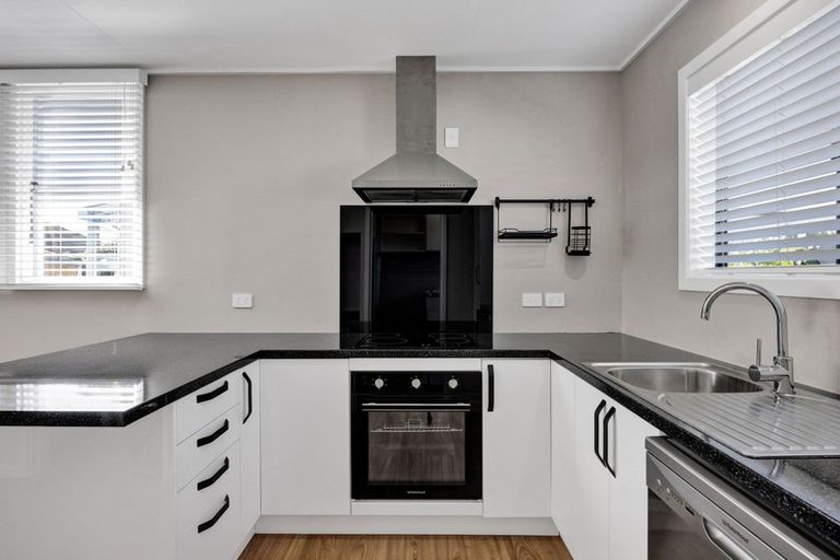 Photo of property in 34 Pacey Avenue, Hawera, 4610