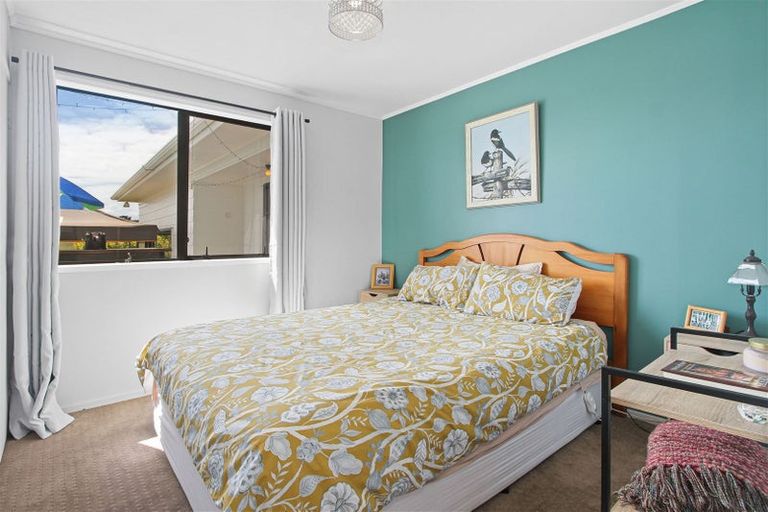 Photo of property in 48 Wharf Road, Clarks Beach, Pukekohe, 2679