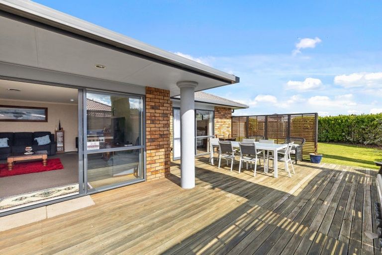 Photo of property in 11 Frame Place, Owhata, Rotorua, 3010