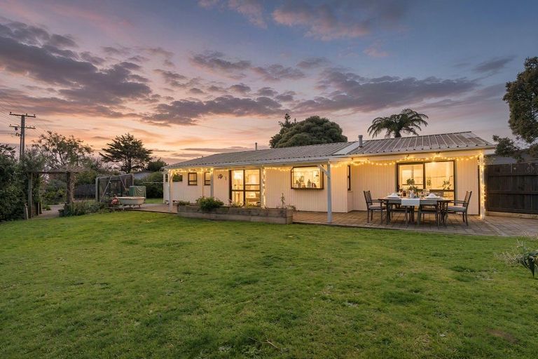 Photo of property in 1-1a Vincent Drive, Levin, 5510