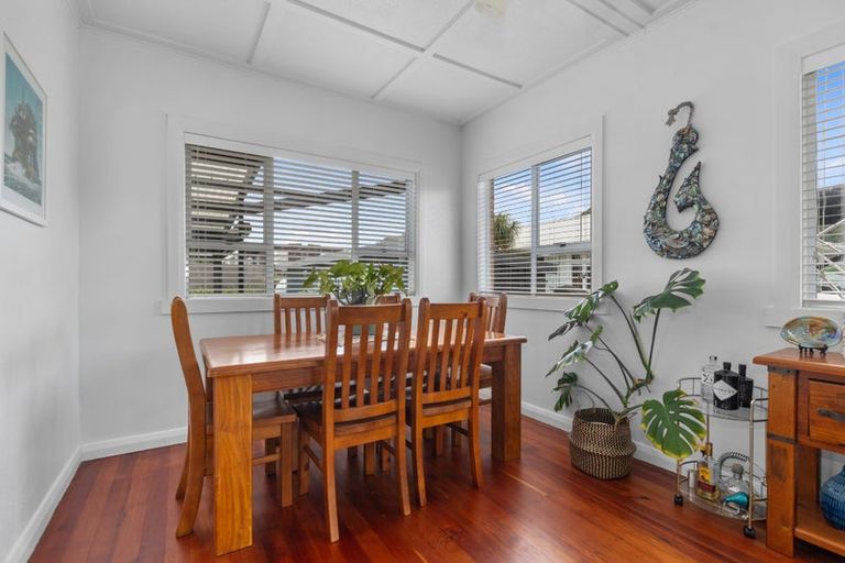 Photo of property in 13 Shortland Street, Regent, Whangarei, 0112