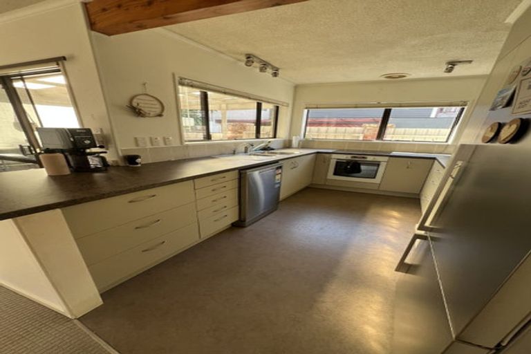 Photo of property in 35a Campbell Road, Mount Maunganui, 3116