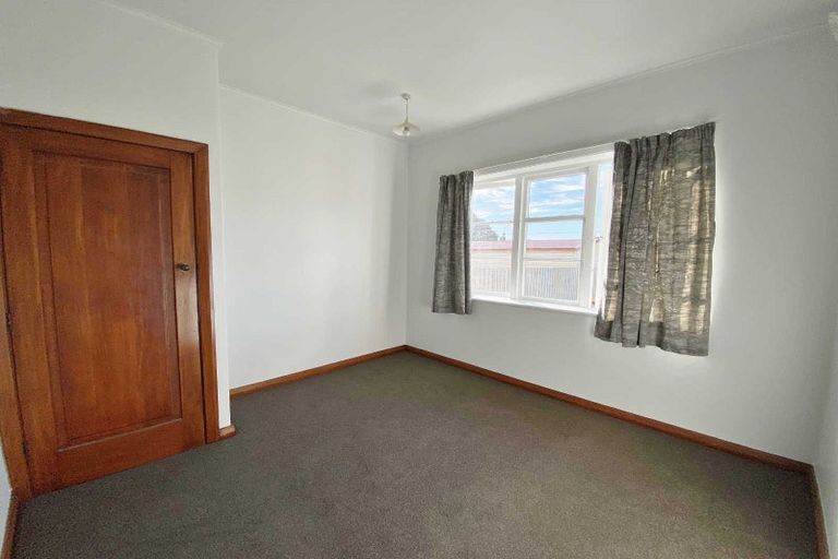 Photo of property in 37 Wainui Street, Riccarton, Christchurch, 8041