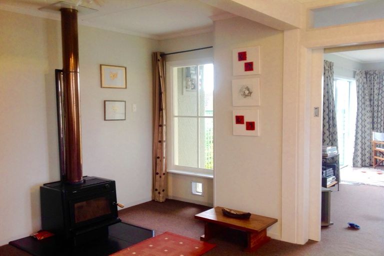 Photo of property in 52 Stuart Street, Holmes Hill, Oamaru, 9401