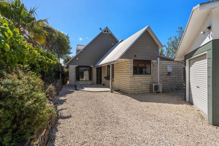 Photo of property in 19 Larnach Street, Waimairi Beach, Christchurch, 8083